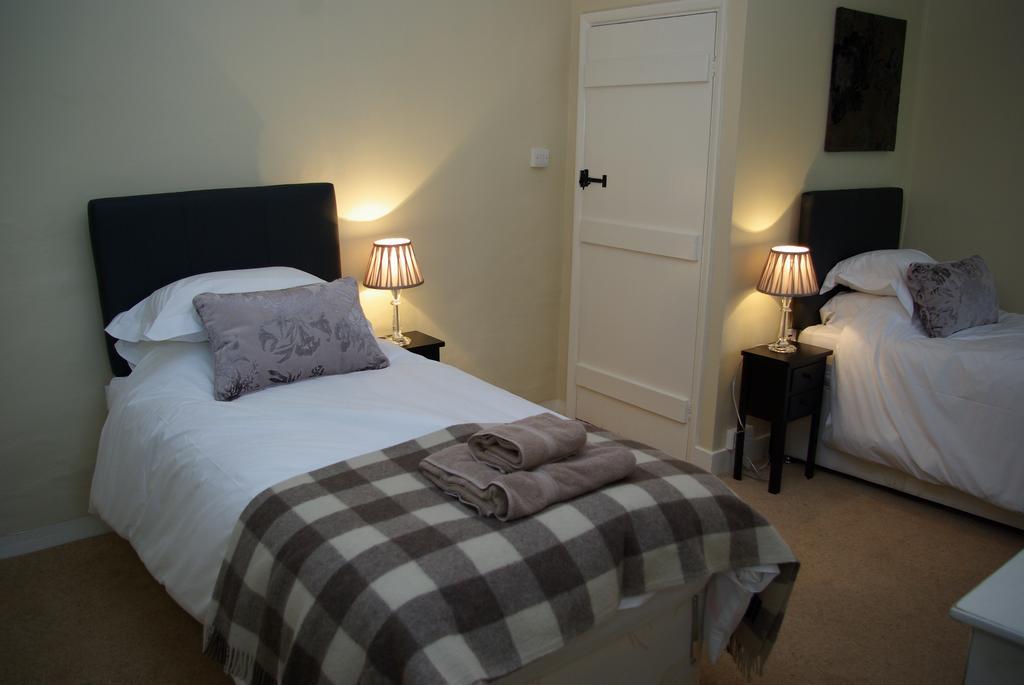 Leeds Castle Holiday Cottages Maidstone Szoba fotó