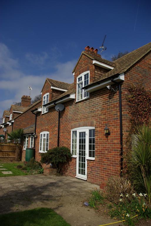 Leeds Castle Holiday Cottages Maidstone Szoba fotó